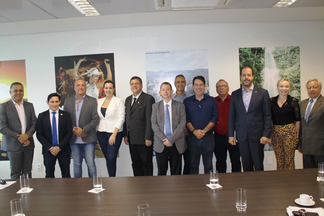 Leia mais sobre o artigo Comissão do FIA se reúne na prefeitura para debater sobre evento