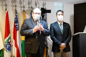 Leia mais sobre o artigo Adm. Prof. Iranilson parabeniza a reeleição da chapa Gestão Compartilhada