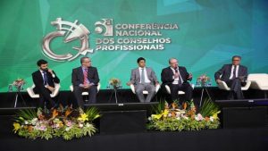 Leia mais sobre o artigo Conferência promove diálogo entre TCU, CGU e Conselhos Profissionais