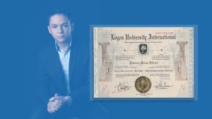 Leia mais sobre o artigo Administrador é condecorado com título Doutor Honoris Causa nos EUA