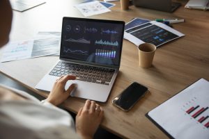 Leia mais sobre o artigo IA na administração: 73% das empresas valorizam inteligência de dados